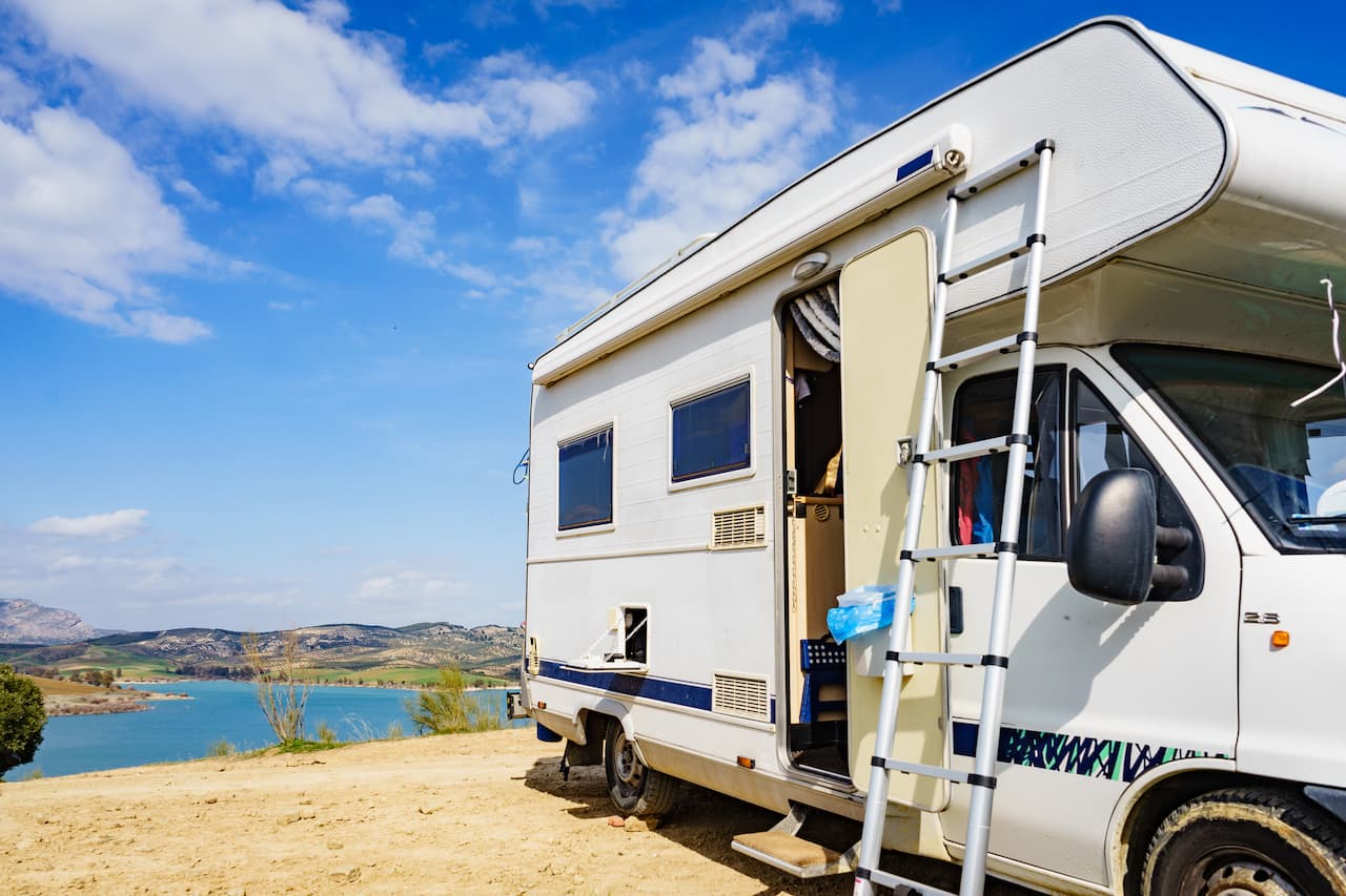 How to choose the perfect camping bus for a big family