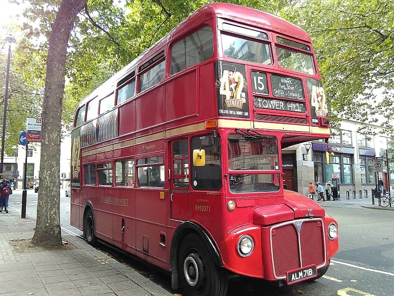From Horse-Drawn Omnibuses to Motorized Buses: The Beginning of Public Transport in the USA